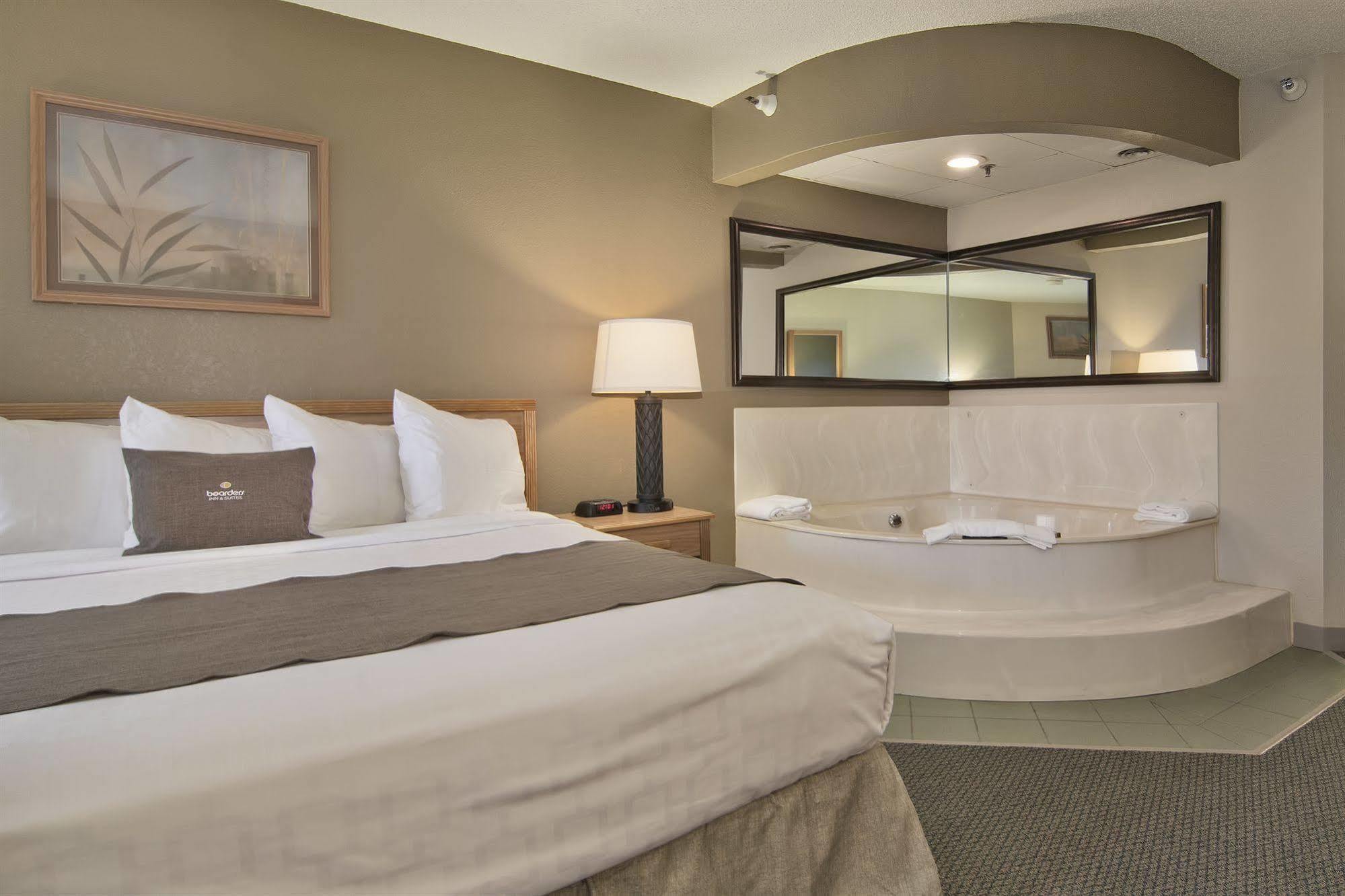 Boarders Inn & Suites By Cobblestone Hotels - Faribault Ngoại thất bức ảnh